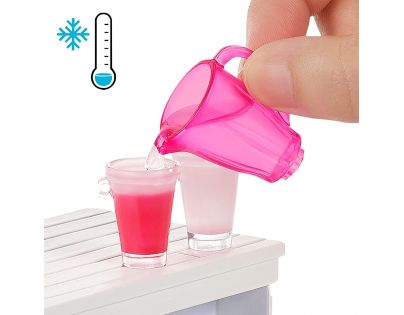 Mattel Barbie Smoothie stánok s bábikou