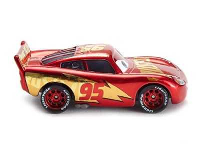 Mattel Cars 3 Autá Rust-Eze Rancing Center Lightning McQueen