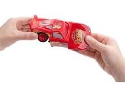 Mattel Cars 3 Bourací auto Lightning McQeen