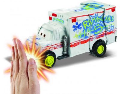 Mattel Cars 3 derby auta Dr.Damage