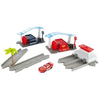 Mattel Cars 3 filmový herní set Florida speedway pit stop 5