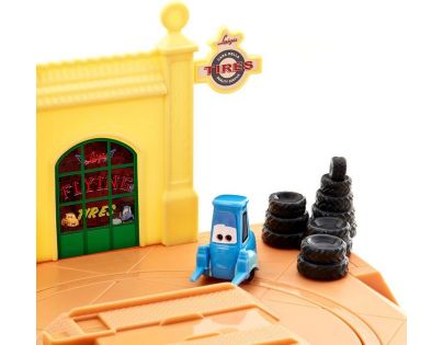 Mattel Cars action shifters herní set Luigiho obchod s pneumatikami