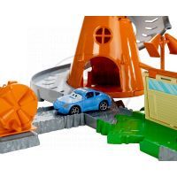 Mattel Cars Set Kardanová Lhota - Cozy Cone Spiral Rampway 4