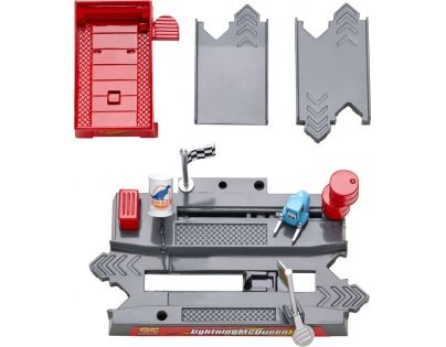Mattel Cars vystreľovacie - Piston Cup