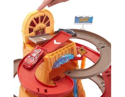 Mattel Cars Závodná dráha Kardanova Lhota