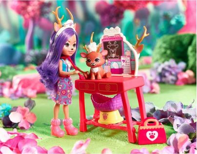 Mattel Enchantimals tématické balení Caring Vet