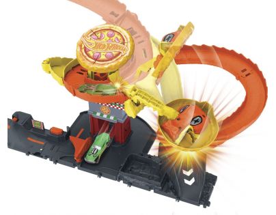 Mattel Hot Wheels City Hladná kobra útočí na pizzerku
