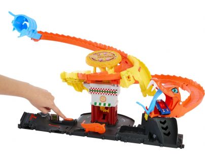 Mattel Hot Wheels City Hladná kobra útočí na pizzerku