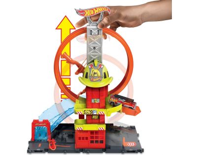 Mattel Hot Wheels City Super Hasičská stanica so slučkou