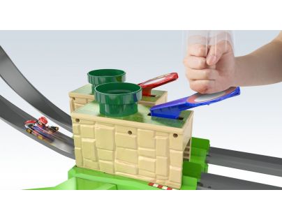 Mattel Hot Wheels Mario Kart dvojitý závodný okruh