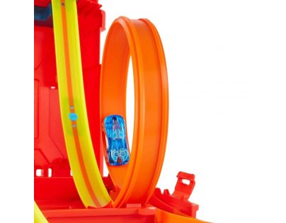 Mattel Hot Wheels Track Builder kanister kaskadérskych kúskov