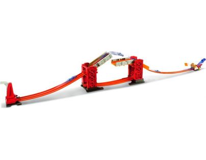 Hot Wheels track builder padací most