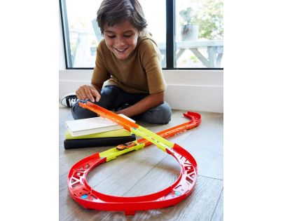 Mattel Hot Wheels track builder set pre staviteľa Premium Curve Pack