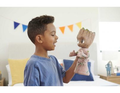 Mattel Marvel Strážcovia Galaxie Groot so zvukmi 27 cm