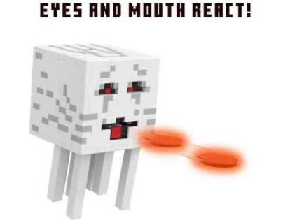 Mattel Minecraft Ďas strieľajúci ohnivé gule