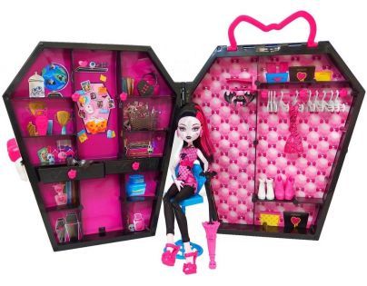 Mattel Monster High Draculaura a skříň