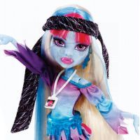 Monster High Y7692 Festival příšerka - Abbey Bominable 2