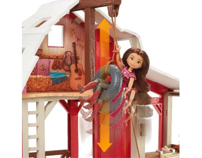 Mattel Spirit vychytaná stajňa herný set - Poškodený obal