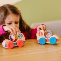 Melissa & Doug Go Tots Drevené závodné autá - Poškodený obal 6
