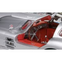 Mercedes-Benz 300 SLR Coupe Maisto 3