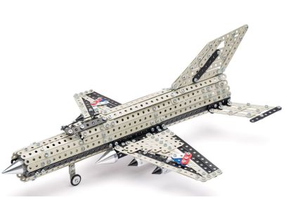 Merkur - Stíhač Mig 21