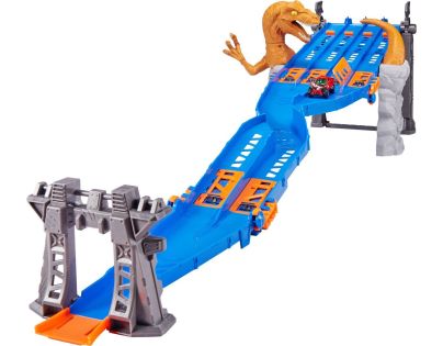 Metal Machines Dráha Raptor Attack so 4 dráhami