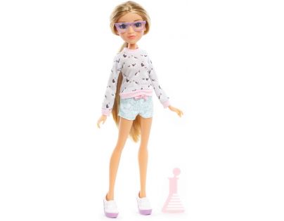 MGA Project MC² Panenka Adrienne Attoms