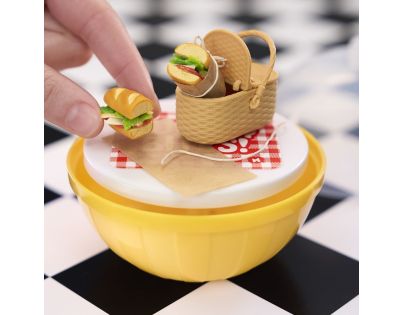 MGA's Miniverse Mini Food Občerstvenie, séria 4A