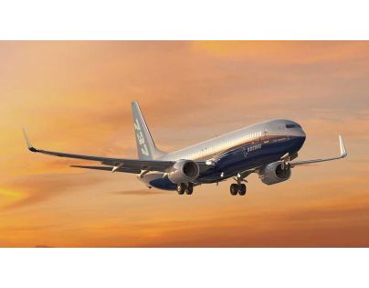 Model Kit lietadlo Boeing 737-700 C-40B 1: 144