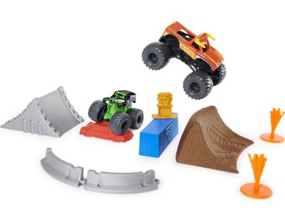 Monster Jam 2 autíčka s doplnkami