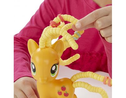 My Little Pony Poník s doplňky - Applejack