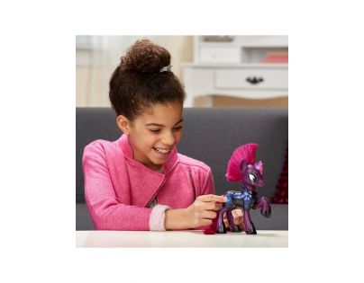 My Little Pony Svietiaci jednorožec Búrka
