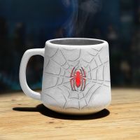 Paladone Spiderman 3D hrnček 2