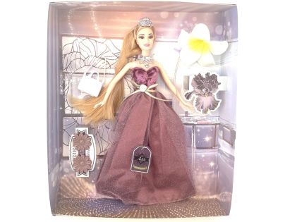 Bábika, plesové šaty