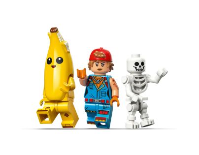 LEGO® Fortnite® 77075 Peely a Sparkplug a ich tábor