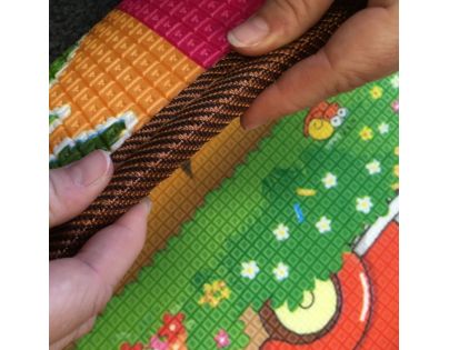 Petite&Mars Podložka na hranie Joy 180 x 200 x 1 cm