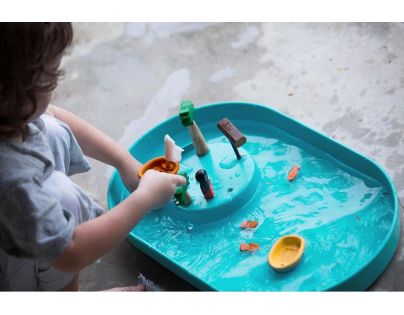 Plan Toys Vodná hra s jazierkom