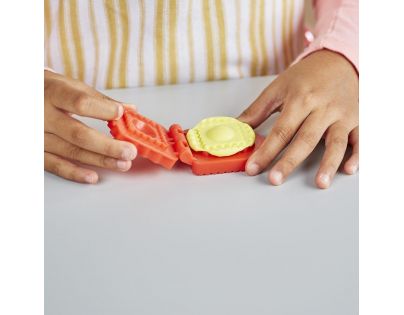 Play-Doh Súprava s mlynčekom na výrobu cestovín