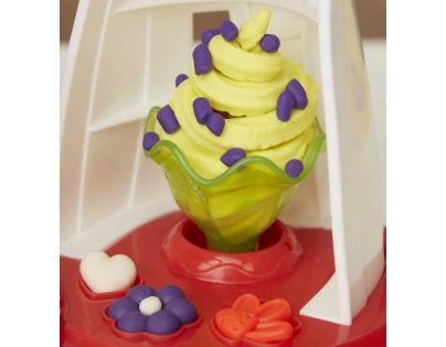 Play-Doh Ultimate swirl Ice Cream makier