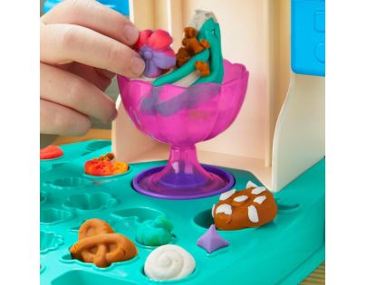 Play-Doh Zakrivená zmrzlináreň