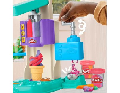 Play-Doh Zakrivená zmrzlináreň