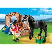 Playmobil 5519 Fríský kůň se stáním 2