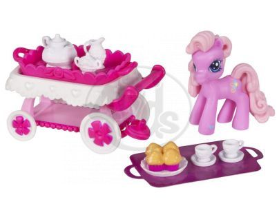 Hasbro 62862 - Ponyville - Malý poník s doplňkem