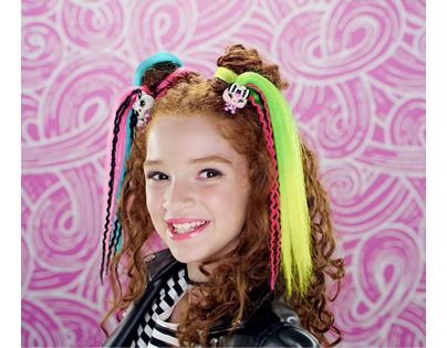 Pop Pop Hair Surprise 3-in-1 Pops 1. series černo-růžové vlasy s mašlí