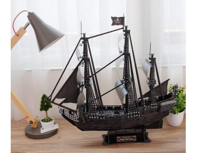 Puzzle 3D Queen Anne's Revenge LED 340 dielikov