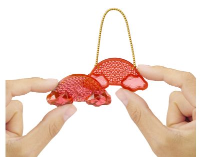 Rainbow High Creative Crystals bábika Iris Bow