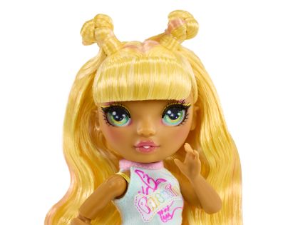 Rainbow High Junior Fashion bábika v rockovej kapele - Sunny