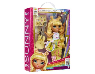 Rainbow High Junior Fashion bábika v rockovej kapele - Sunny