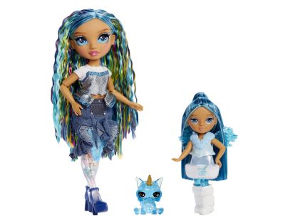 Rainbow High Malá sestřička víla - Sapphire (Blue)