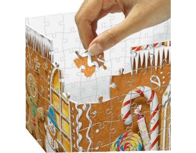 Ravensburger 3D Puzzle Nočná edícia Perníková chalúpka 216 dielikov